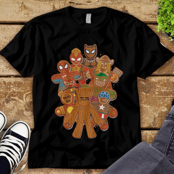 Marvel Avengers Gingerbread Cookies Christmas Graphic Unisex Tee Adult T-shirt - Picture 1 of 2
